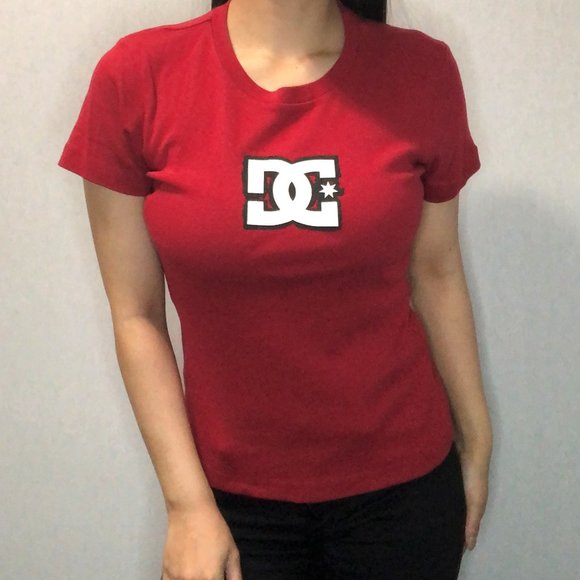 Classic DC red t-shirt - Picture 1 of 3